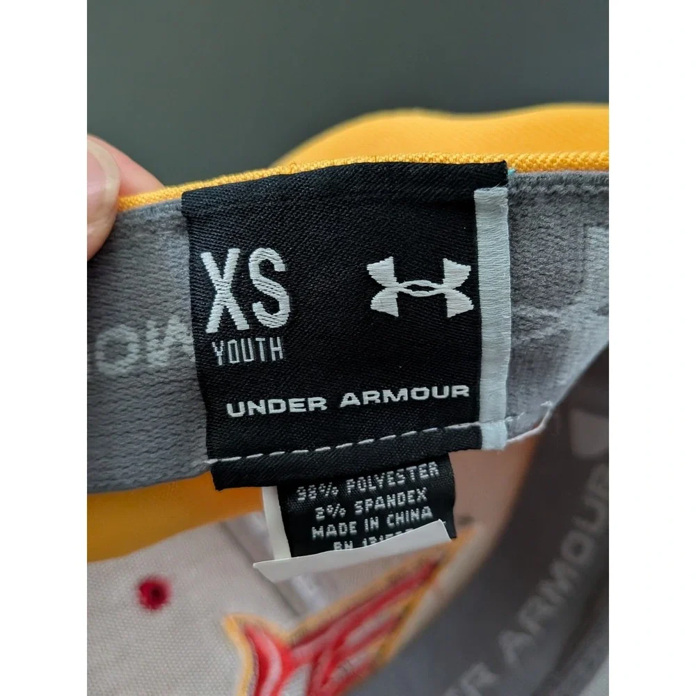 Under Armour Youth Calvert Hall Cardinals Fitted Cap Hat Sz. XS UA501 Yellow/Red